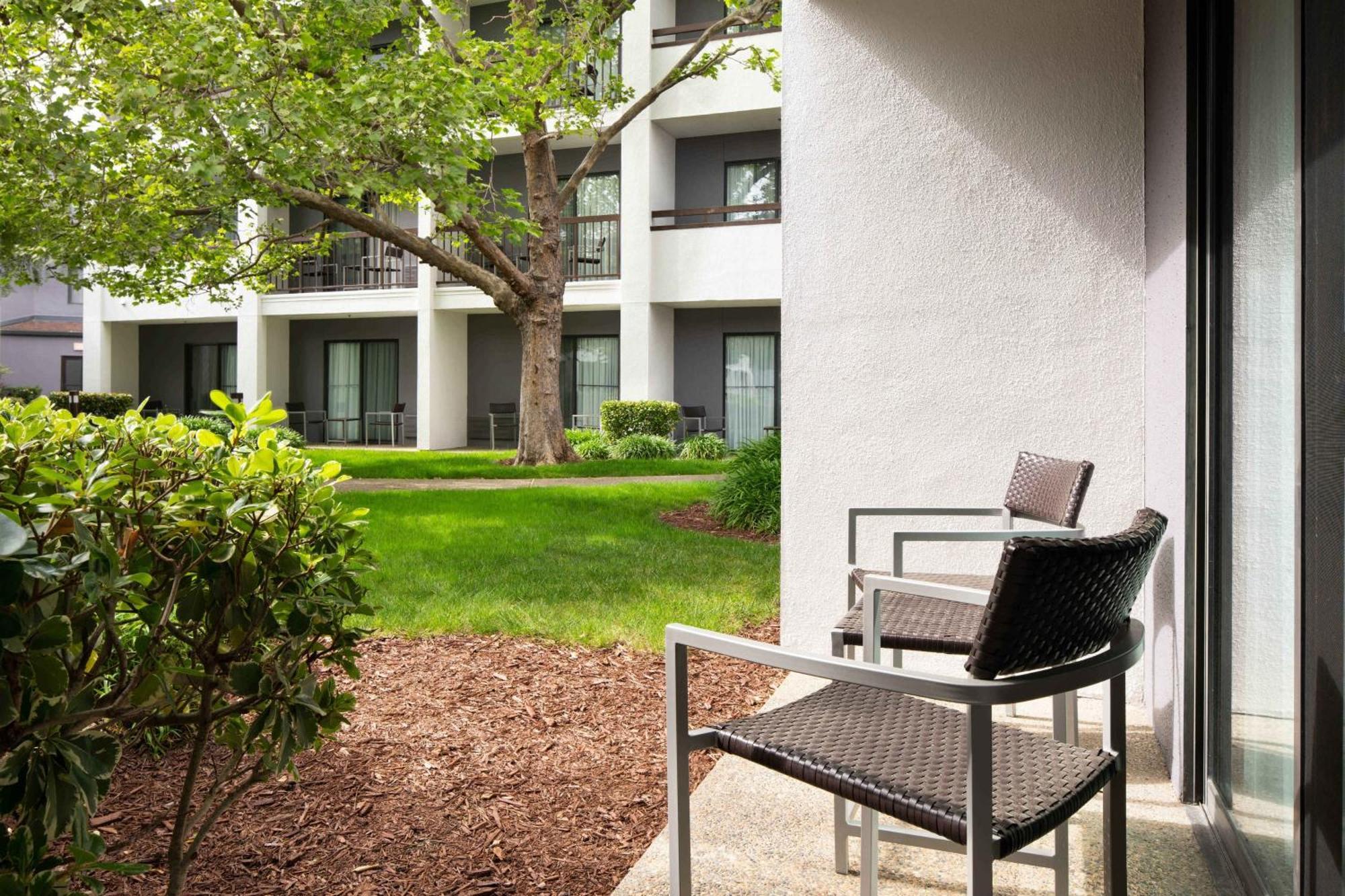 Hotel Courtyard By Marriott San Francisco Airport 3*